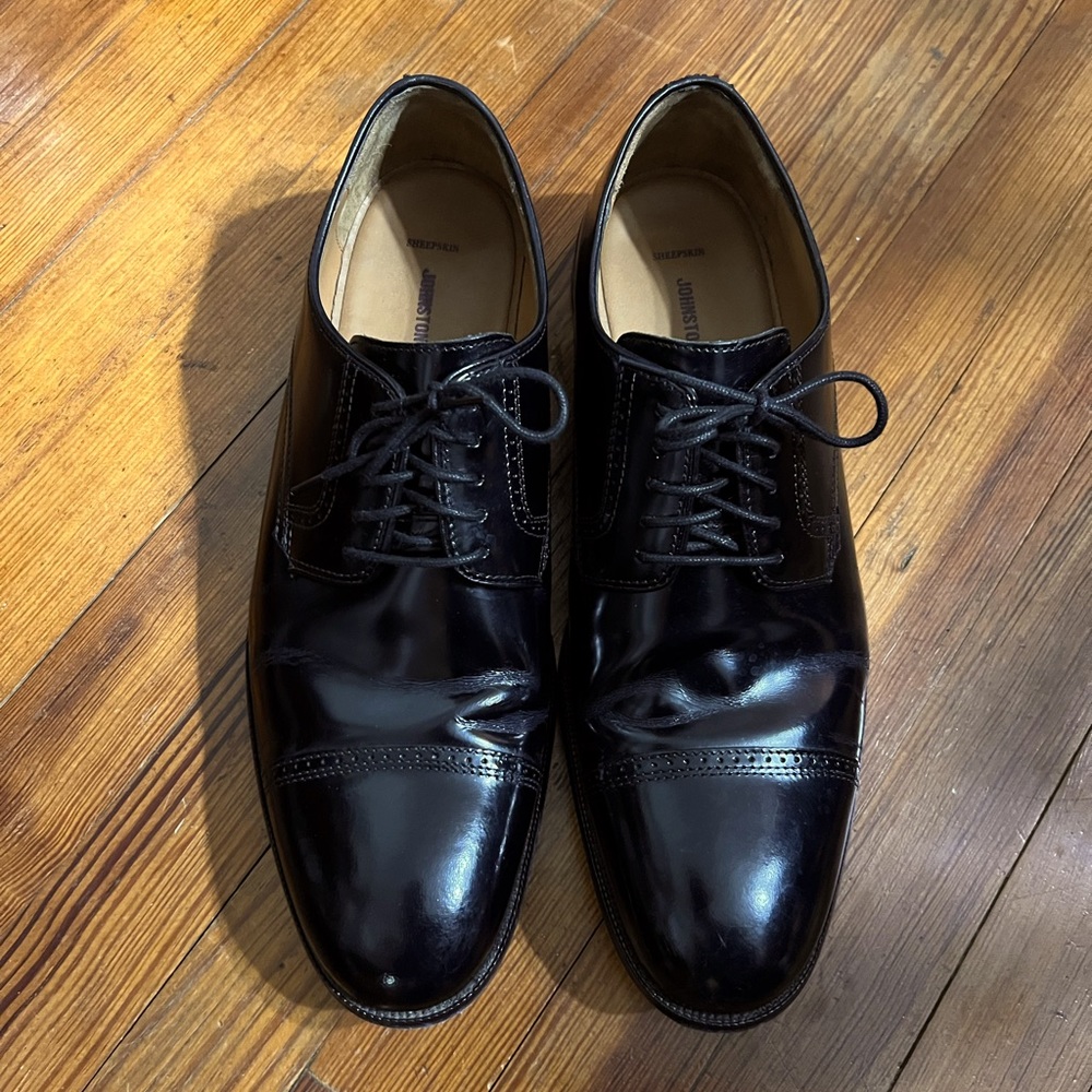 Johnston and Murphy black dress shoes